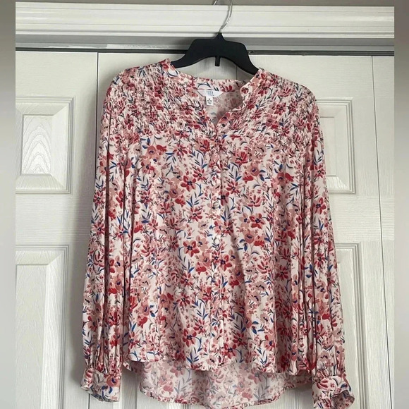 Time & Tru Floral pattern business casual top button down top - Picture 1 of 6